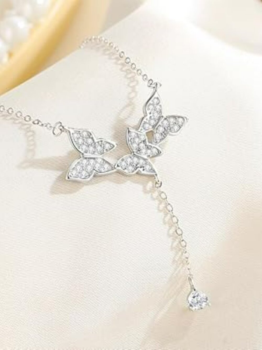 NEW Crystal Butterfly Necklace Sparkly Insect Butterfly Tassel Pendant Silver